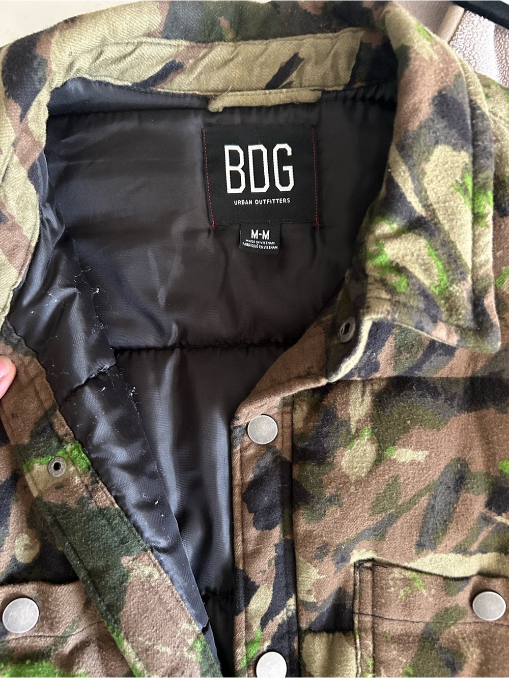 BDG Men's Olive & Brown Camouflage Quilted Field Jacket - Picture 4 of 4